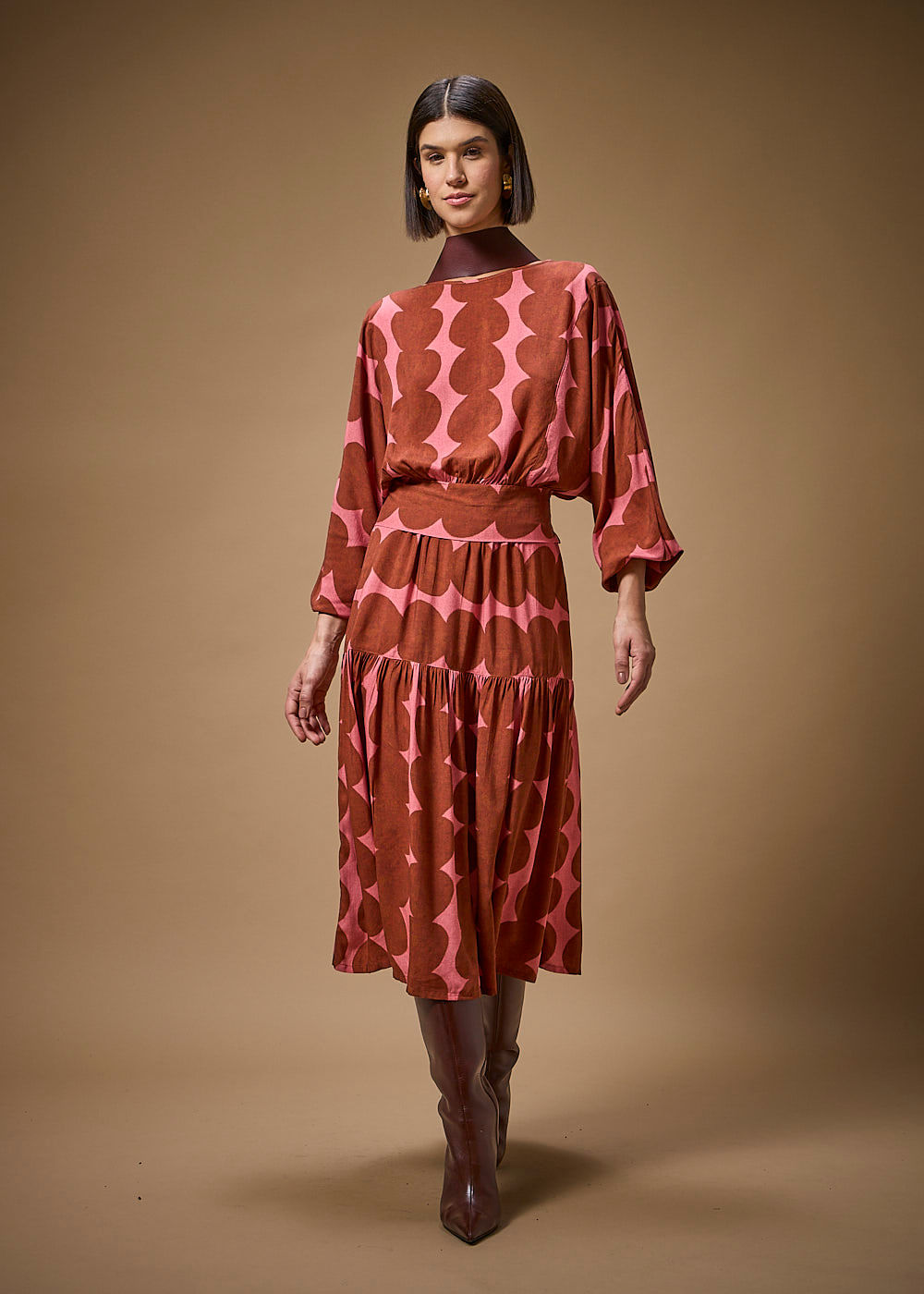 56.20.3701LOT BLUSA DETALHADA M/L ESTAMPA TÓQUIO