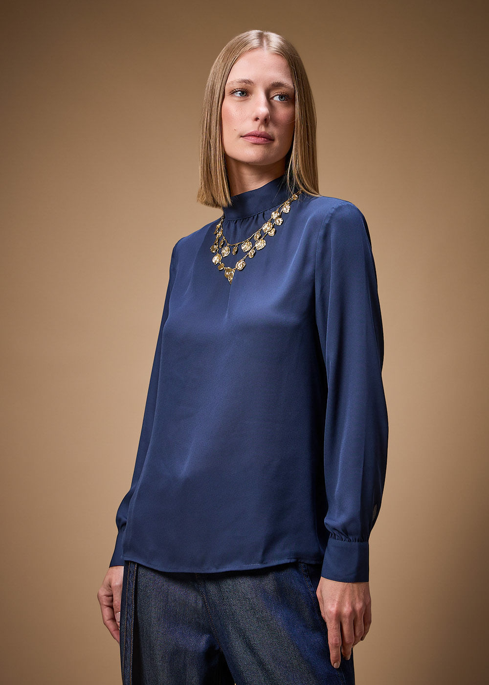 56.40.3705IKE BLUSA CHIFFON M/L GOLA ALTA