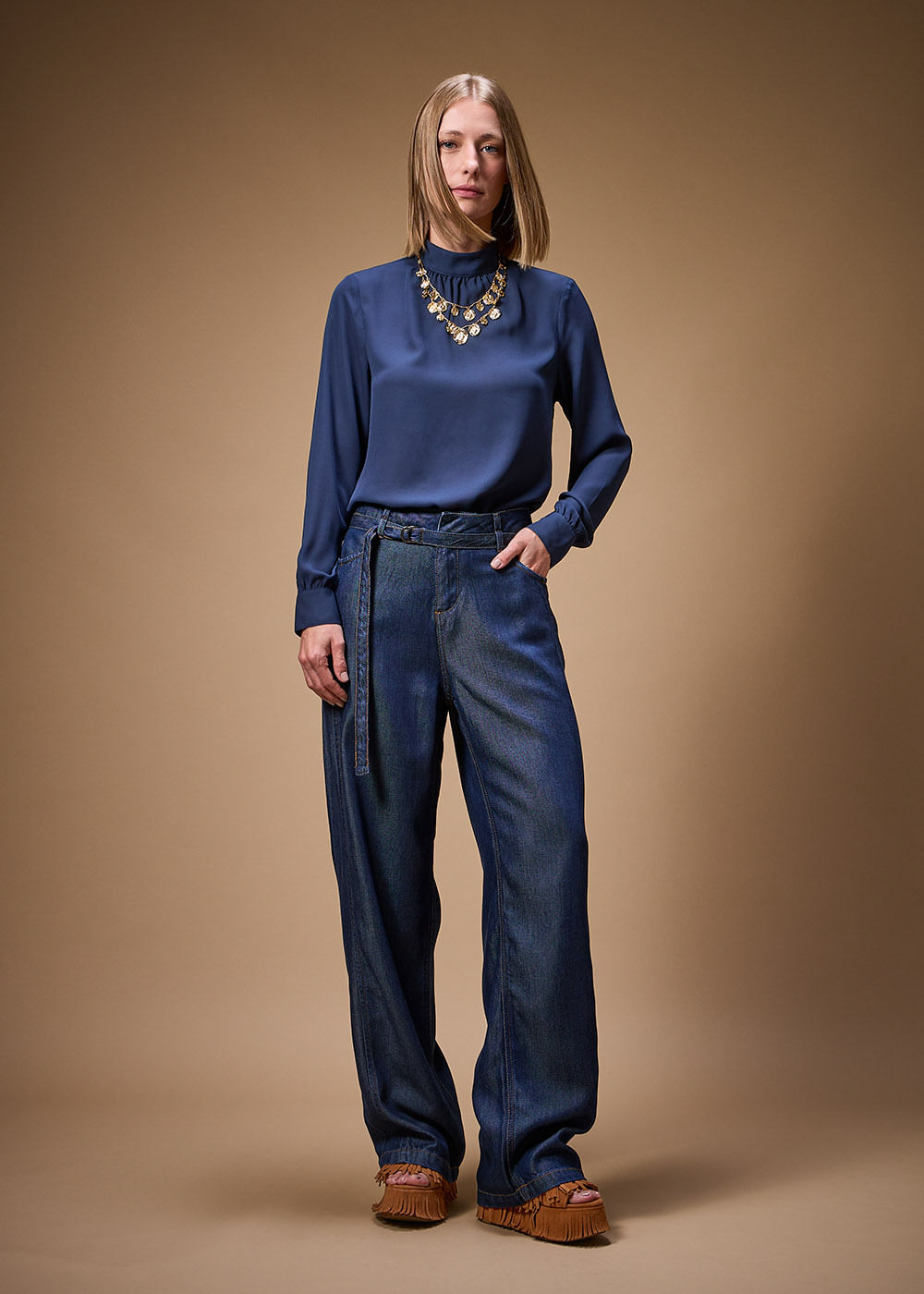 56.40.3705IKE BLUSA CHIFFON M/L GOLA ALTA