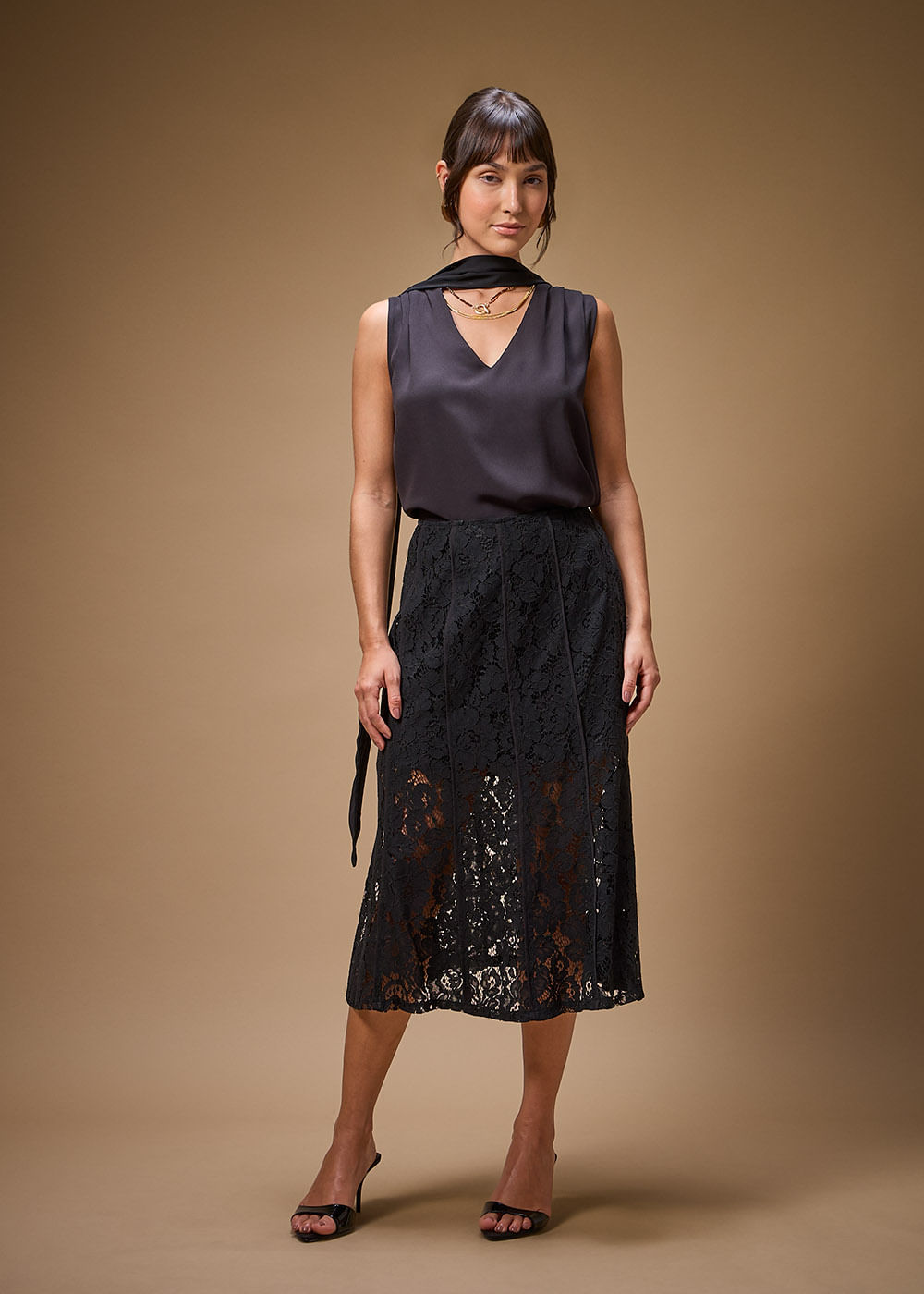 58.41.3703PTO REGATA  DETALHE PREGAS NO OMBRO - HIGHLINE