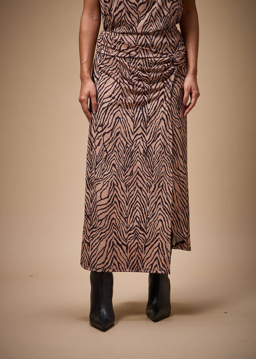 64.20.3701MSO SAIA MIDI MALHA ESTAMPA TOTTORI