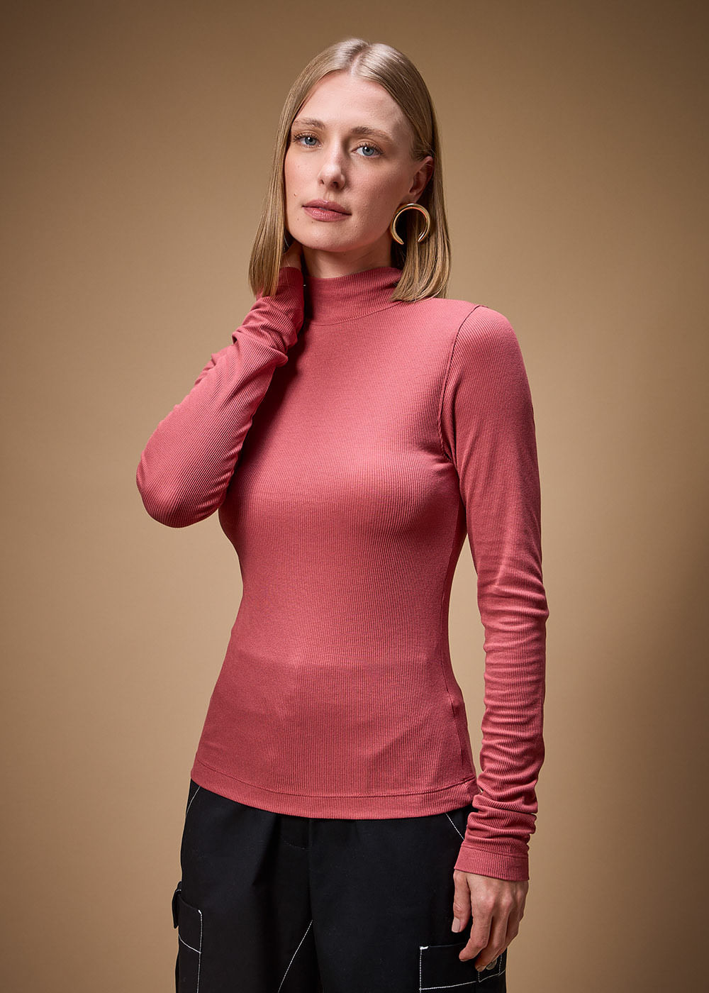 66.10.3701LOT BLUSA M/L MALHA CANELADA