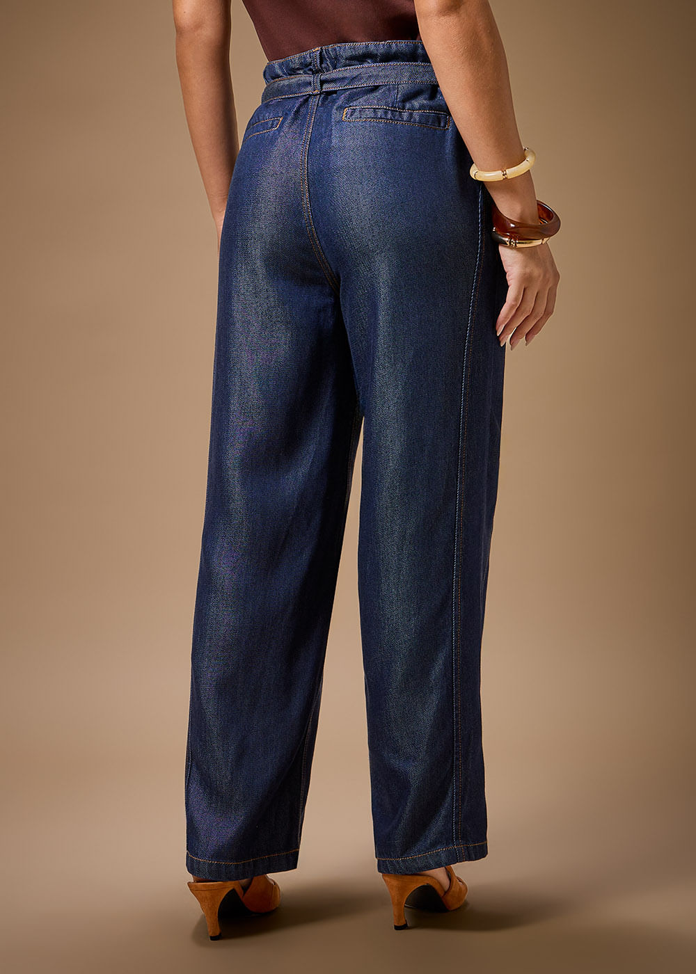 12.25.3702AMA CALÇA WIDE LEG COM CINTO