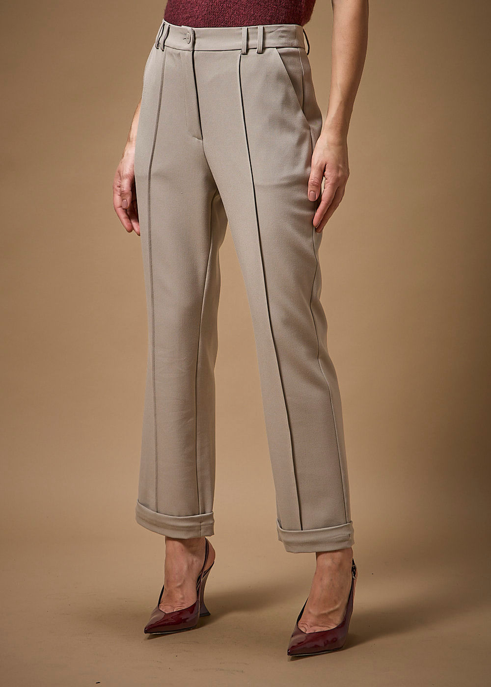 22.21.3708CIM CALÇA RETA ALFAIATARIA DETALHE NERVURA