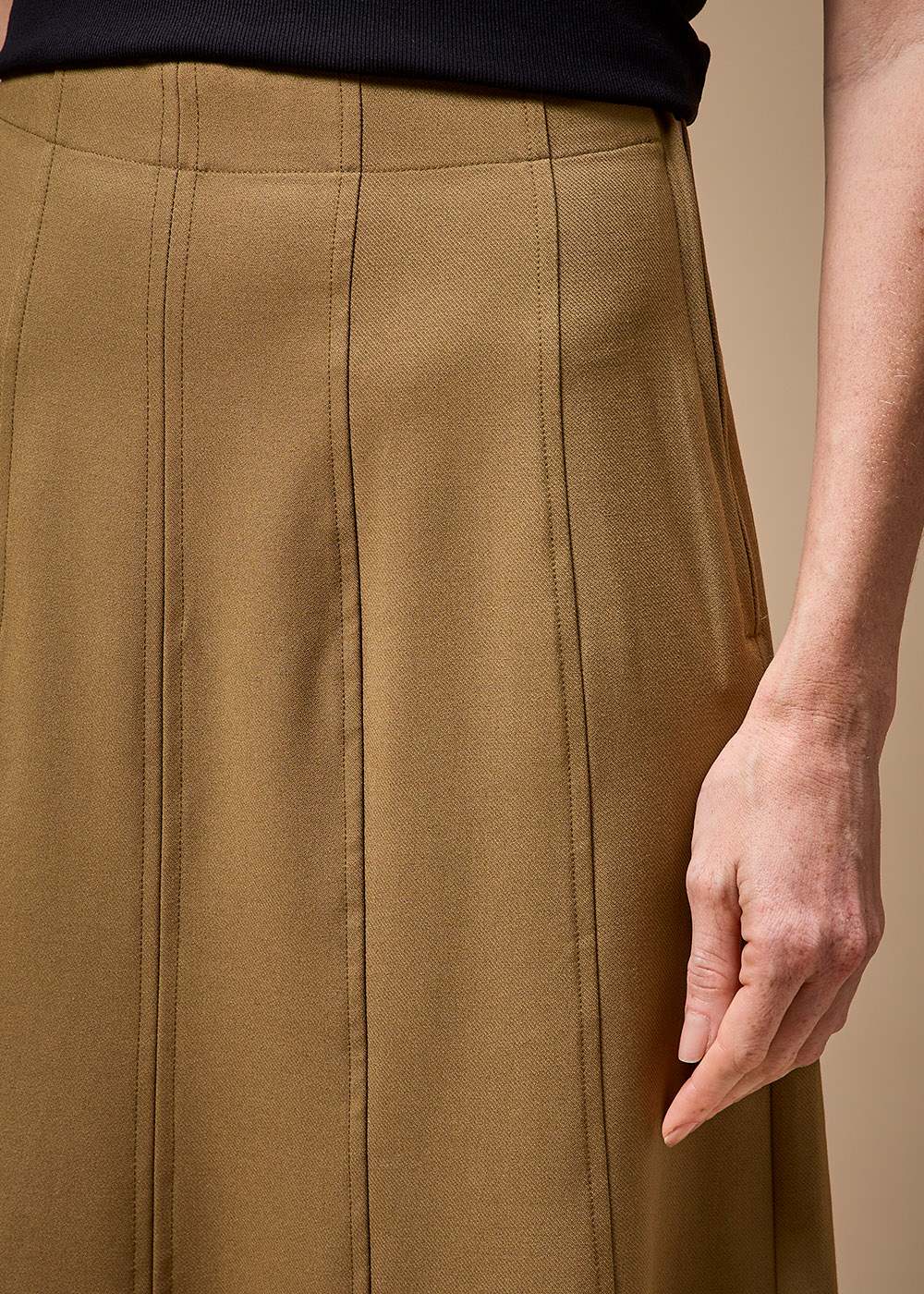 24.21.3701OLI SAIA MIDI RECORTES PATOU LIGHT