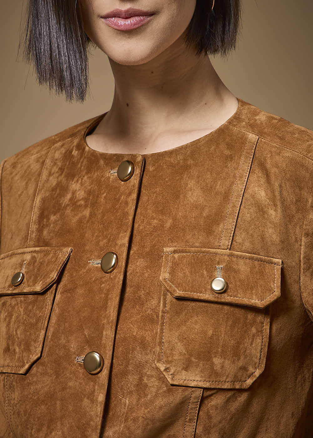 31.40.3703AMJ JAQUETA  SUEDE C/ BOLSOS - HIGHLINE