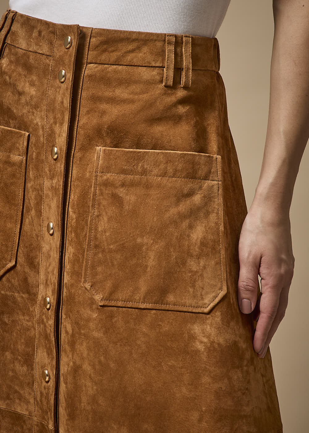 34.20.3703AMJ SAIA MIDI SUEDE ABOTOAMENTOS - HIGHLINE