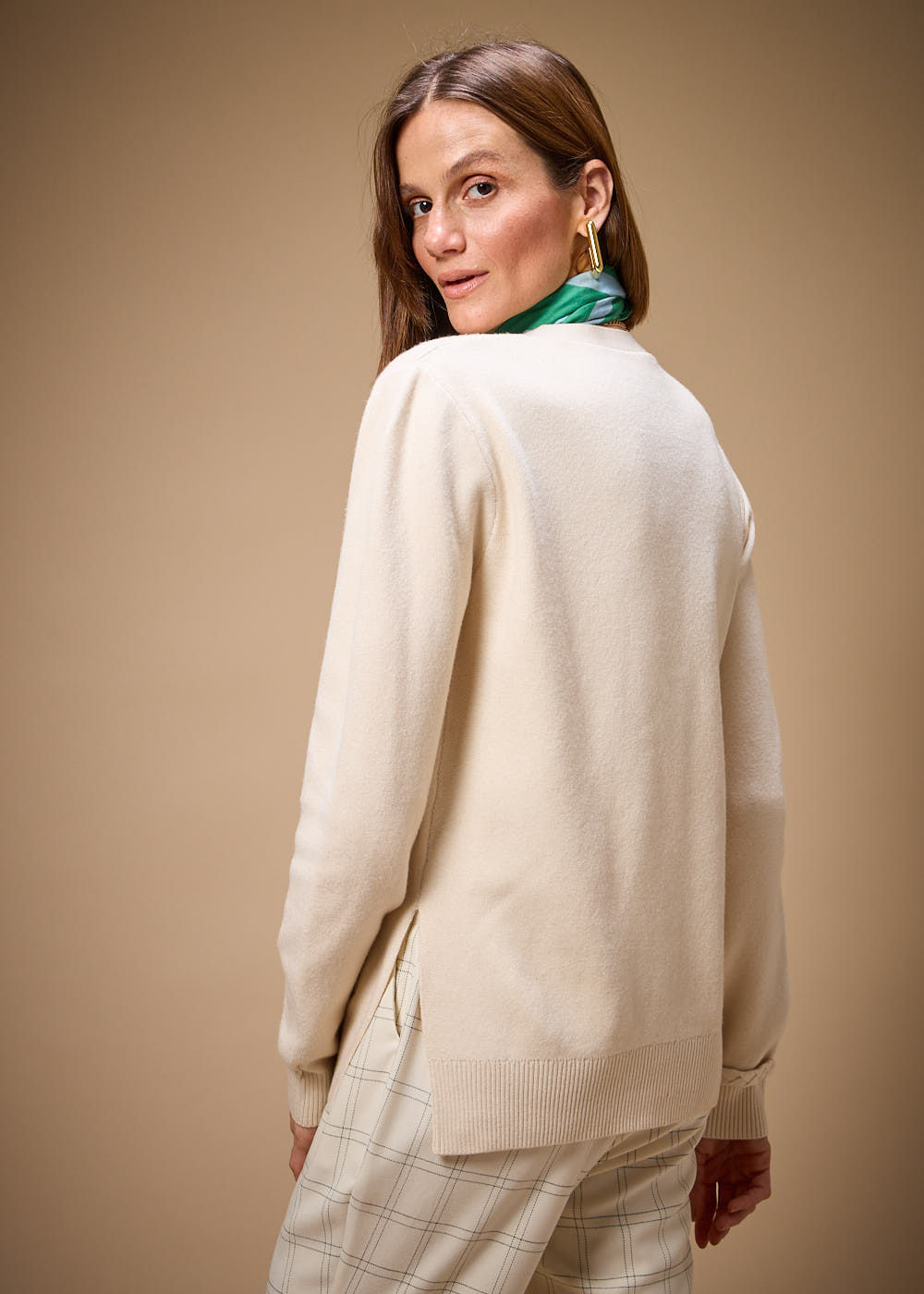 45.10.3702OFW CARDIGÃ BOLSO TRANÇADO