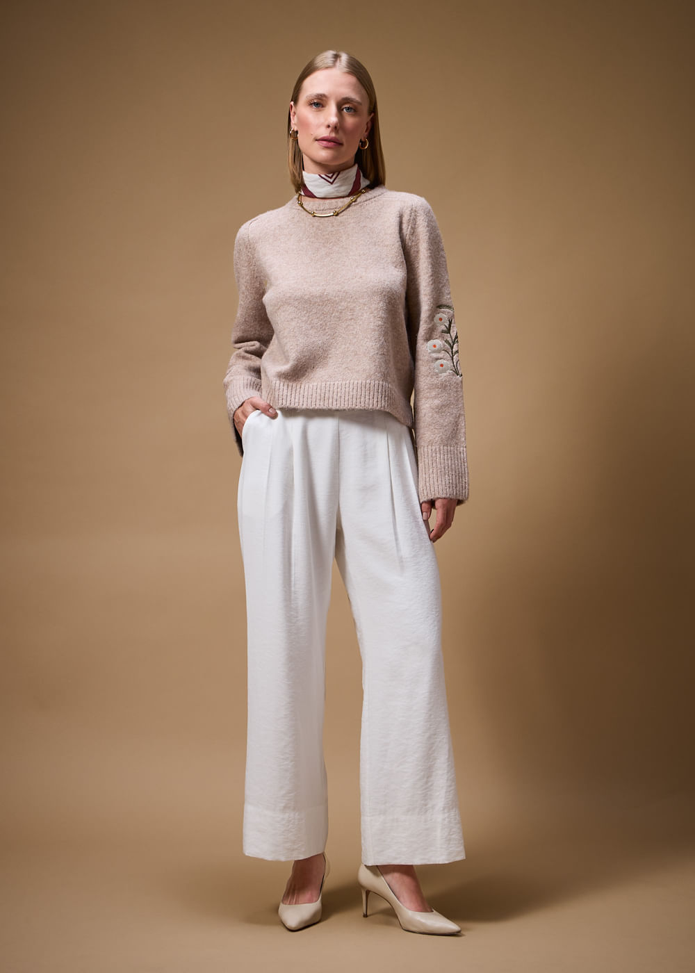 52.10.3705OFW CALÇA PANTALONA CÓS  ASSIMÉTRICO - HIGHLINE