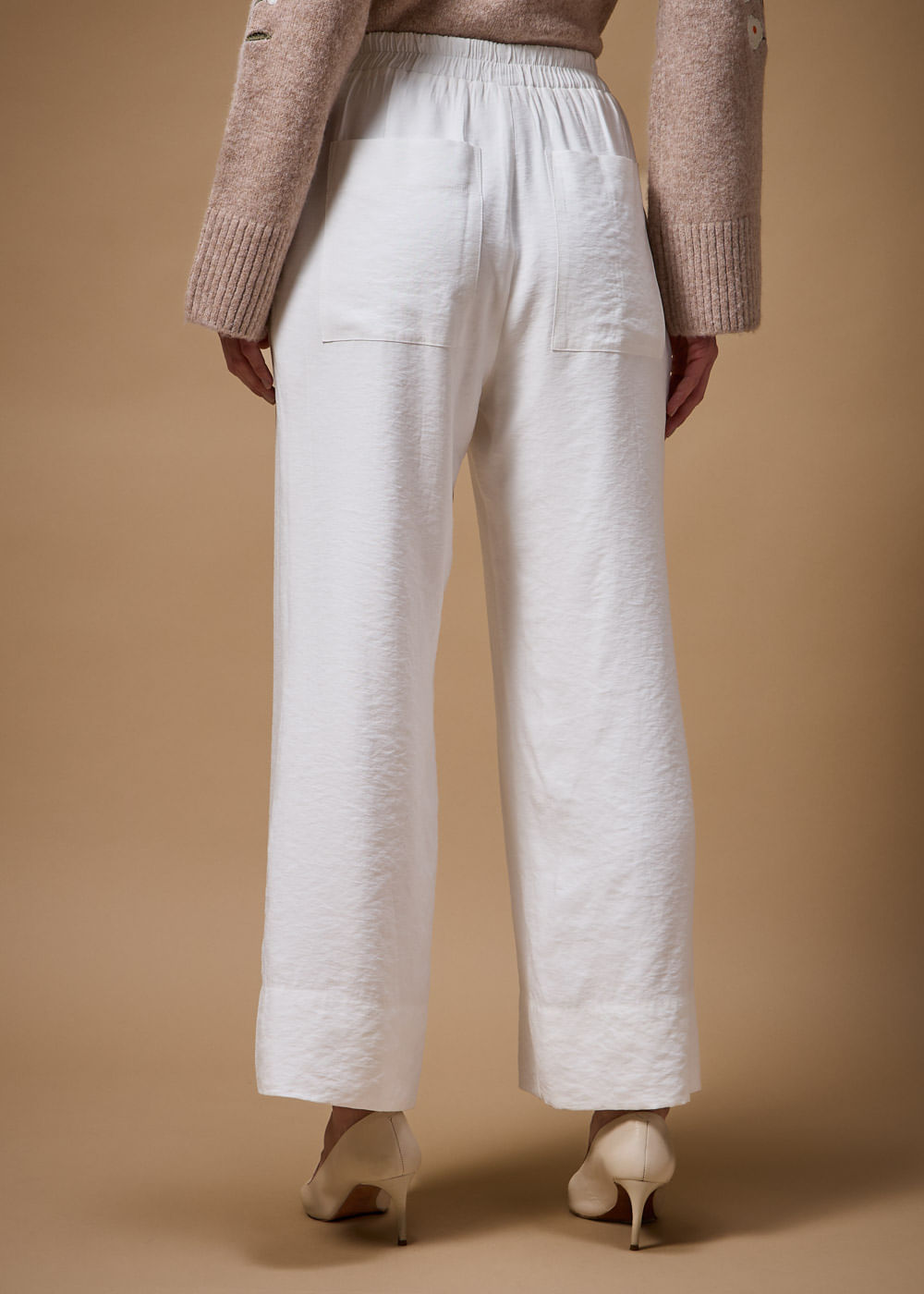 52.10.3705OFW CALÇA PANTALONA CÓS  ASSIMÉTRICO - HIGHLINE