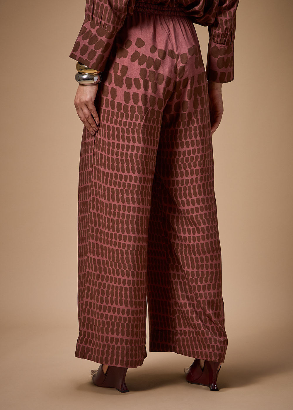 52.23.3708UME CALÇA PANTALONA DETALHADA ESTAMPA CHAWAN