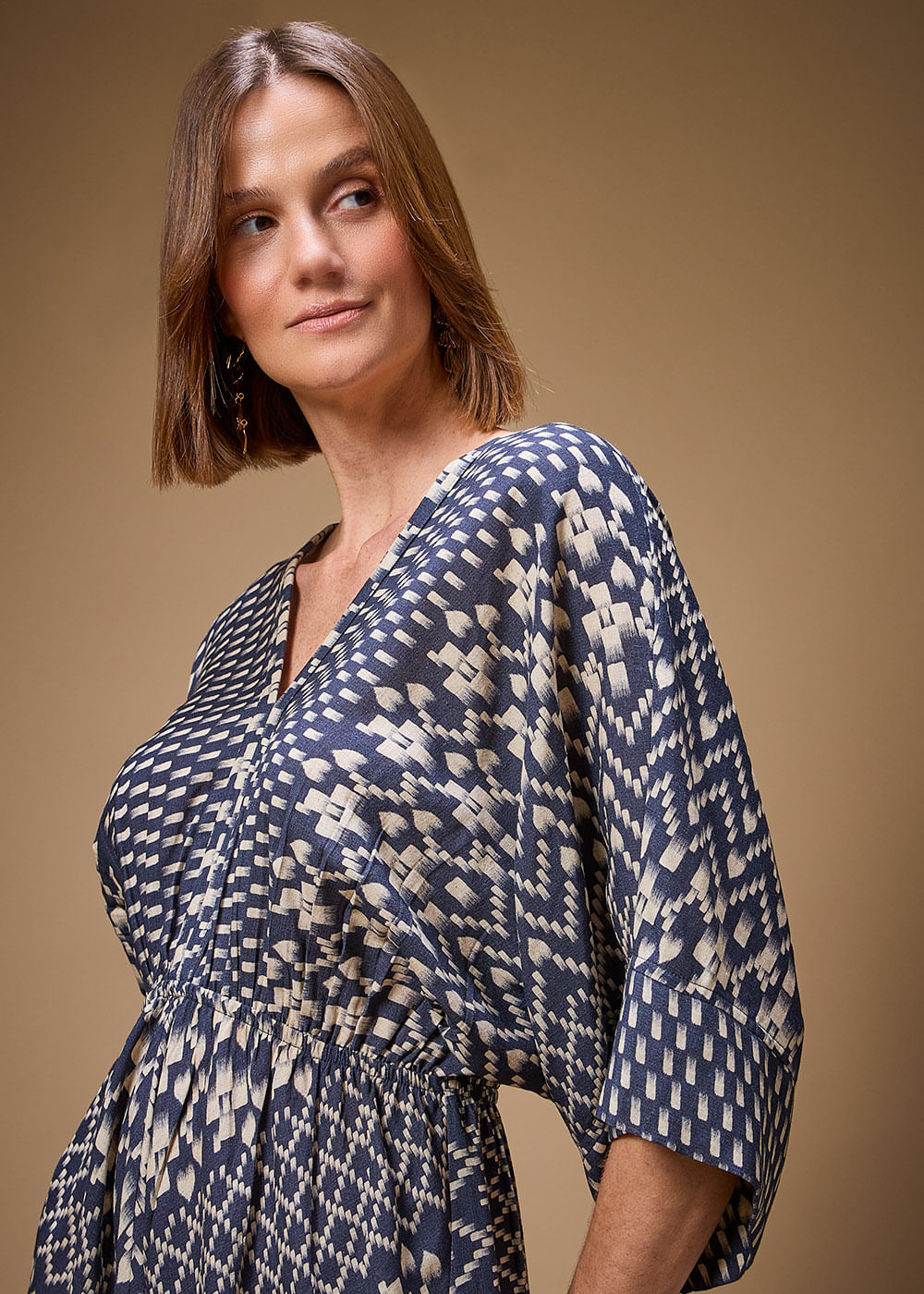 53.22.3704EST VESTIDO CURTO DETALHADO ESTAMPA ORIGAMI