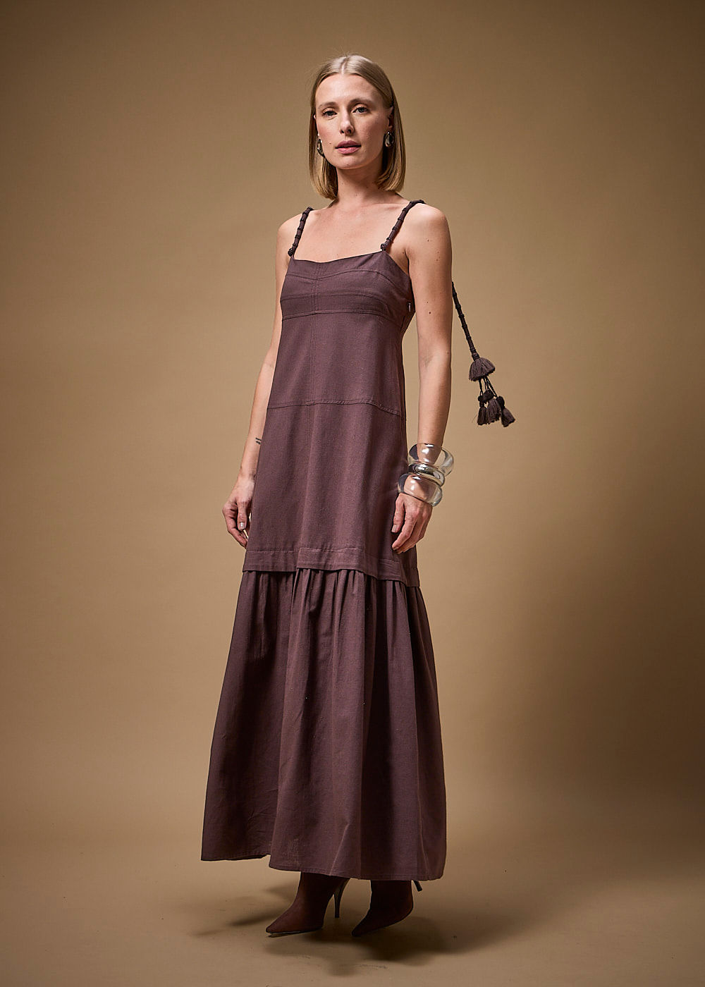 53.40.3703SOY VESTIDO LONGO ALÇA ORNAMENTADA