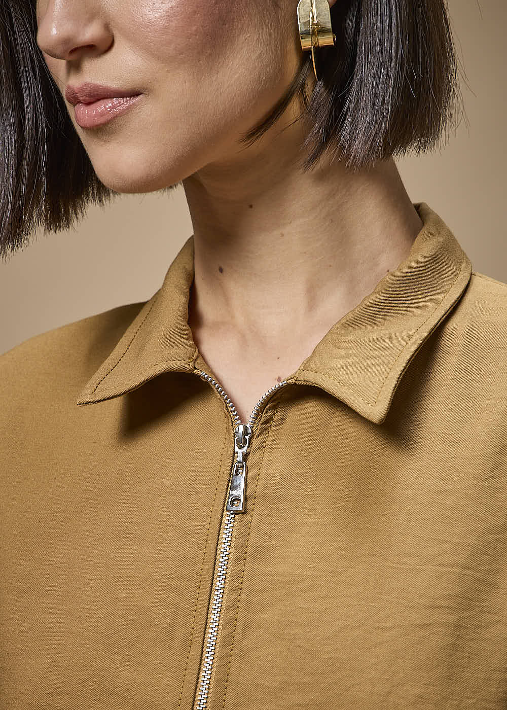 28.50.3701CAM COLETE ALFAIATARIA DETALHADO