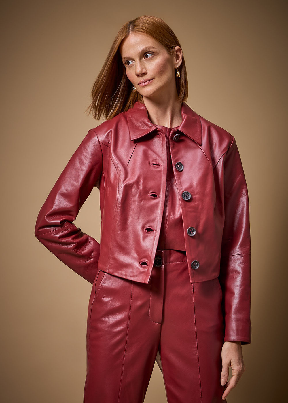 31.40.3702UME JAQUETA DE COURO COM BOTÕES - HIGHLINE