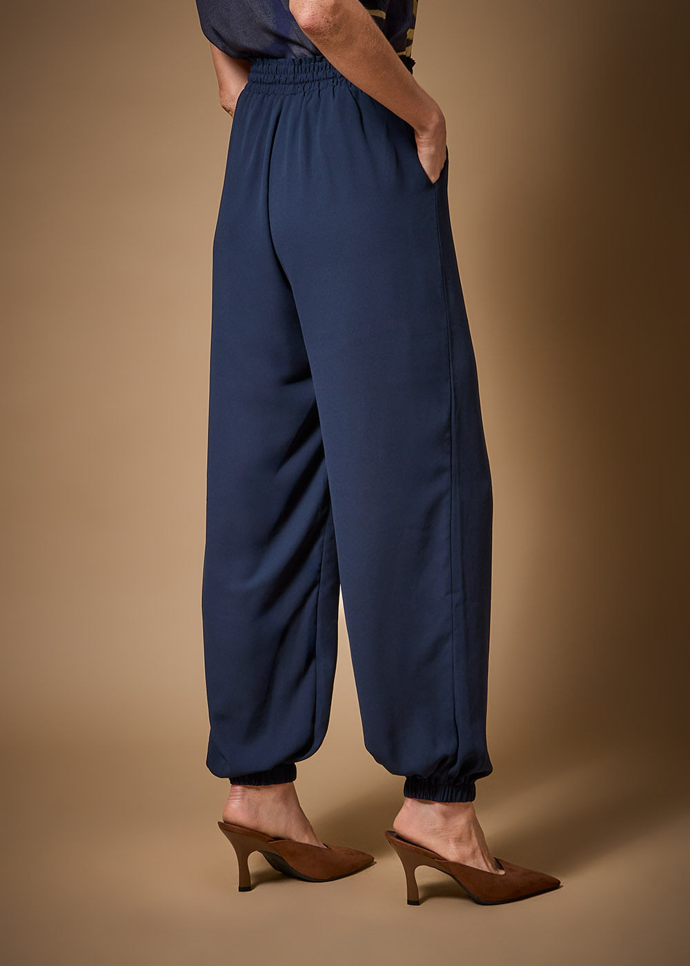 52.10.3712IKE CALÇA CHIFFON DETALHADA