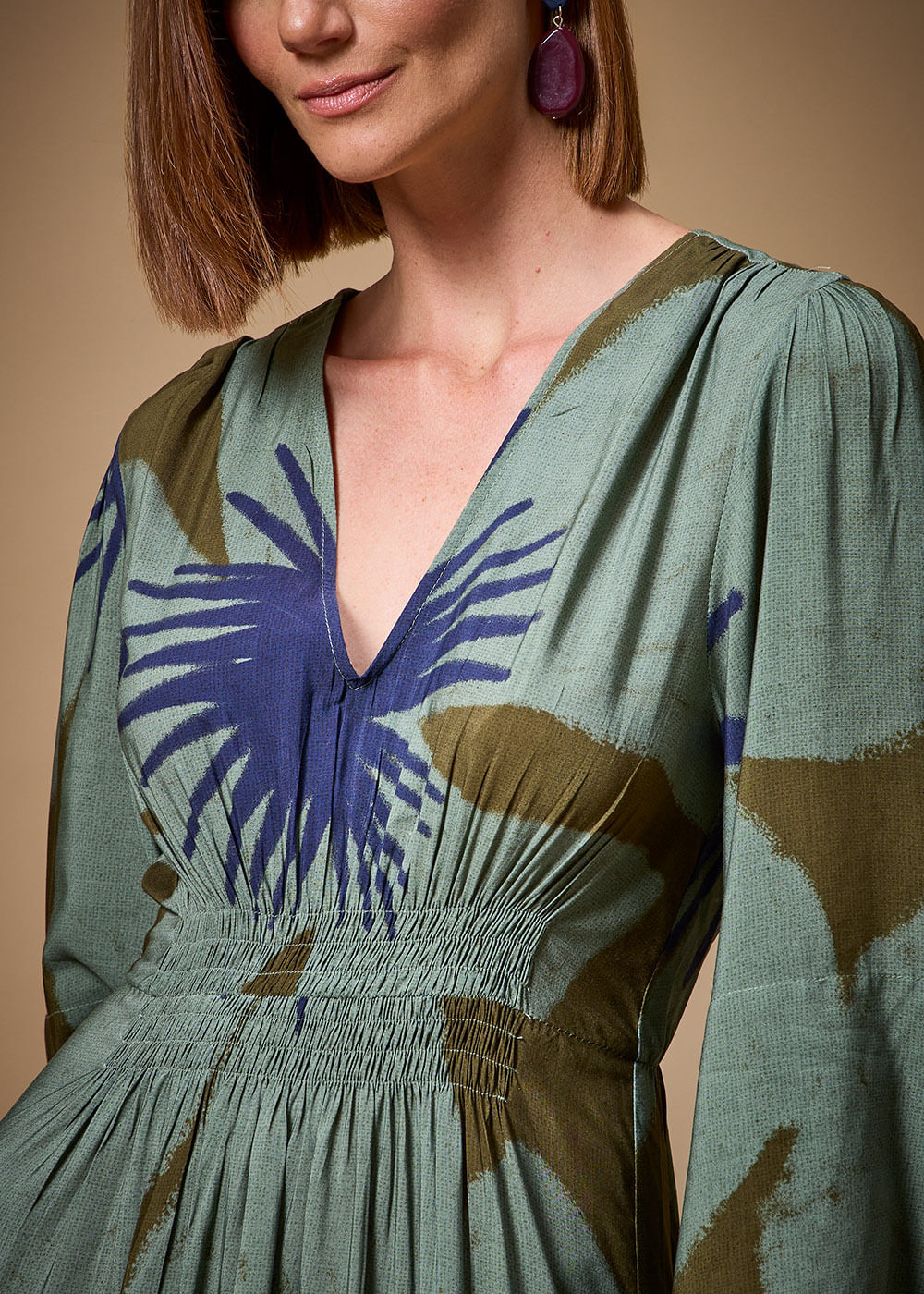 53.53.3709BON VESTIDO LONGUETE DETALHADO ESTAMPA HANA