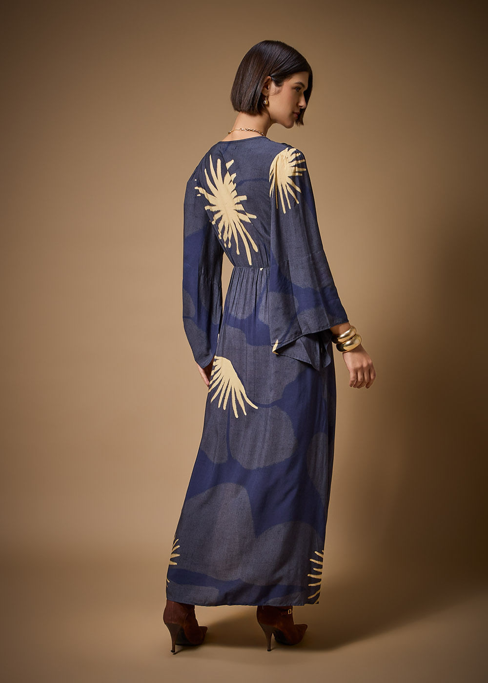 53.53.3709IKE VESTIDO LONGUETE DETALHADO ESTAMPA HANA