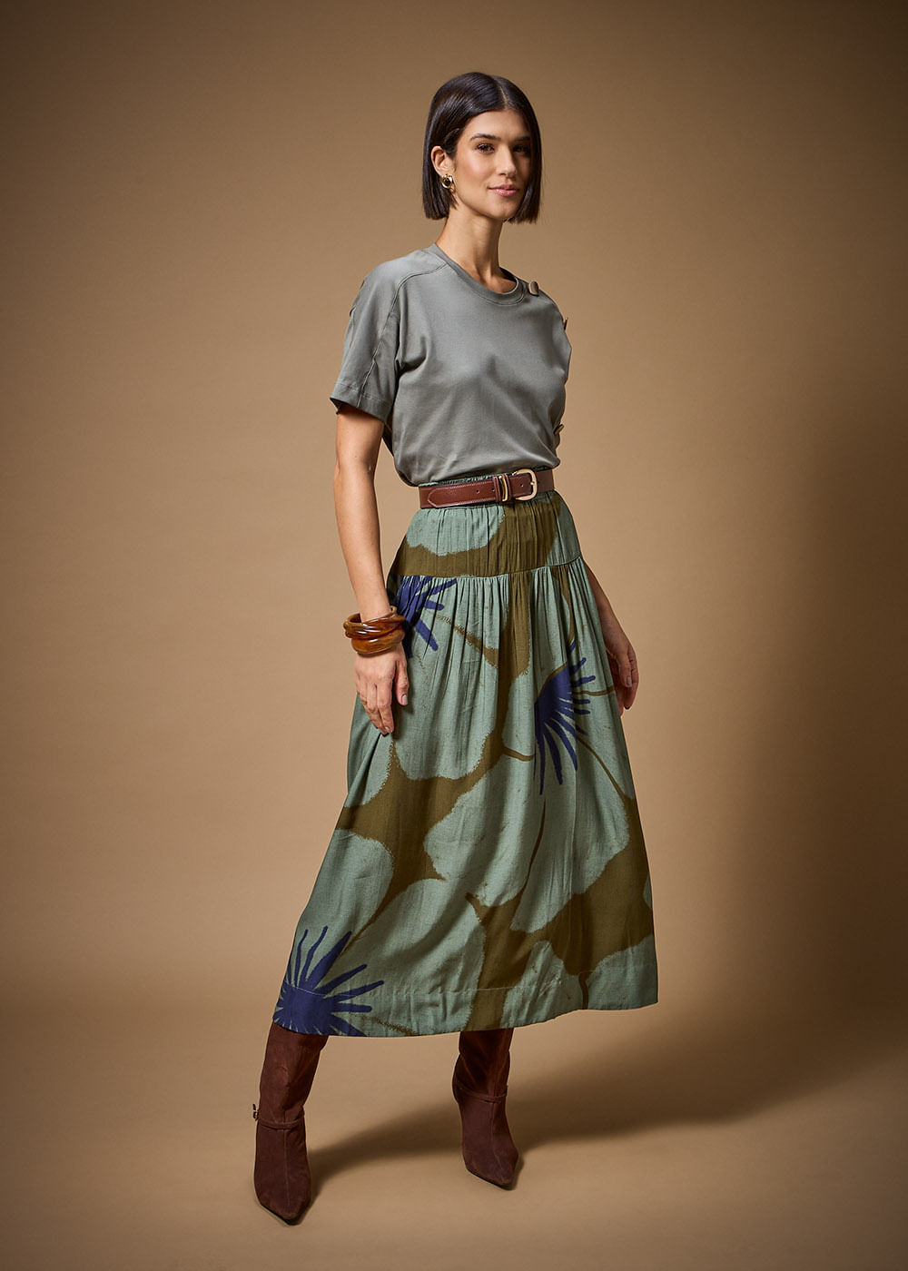 67.40.3702MIL BLUSA M/C COM BOTÕES APLICADOS