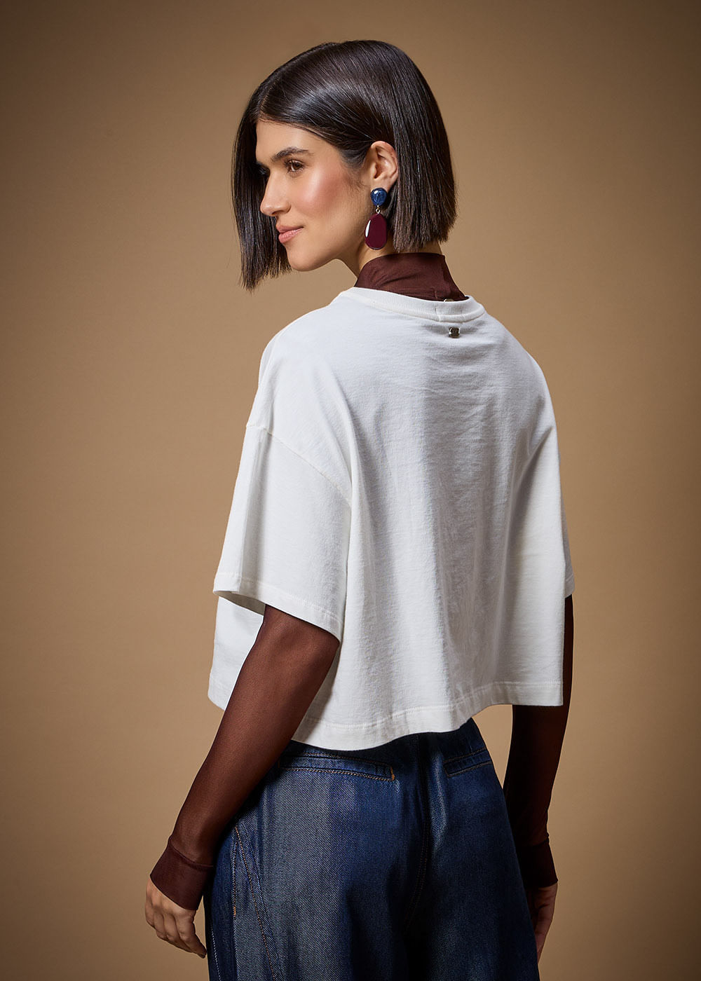 67.40.3708OFW BLUSA M/C DETALHE BORDADO