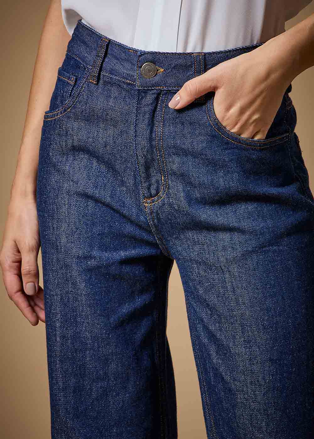 12.25.3703AMA CALÇA WIDE LEG JEANS BARRA A FIO