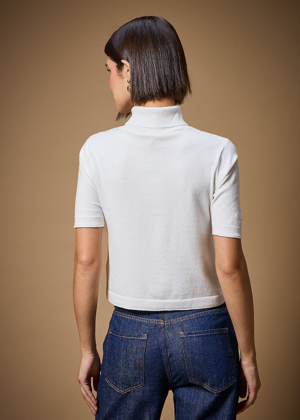 47.40.3701OFW BLUSA DE TRICOT LIGHT M/C GOLA ALTA