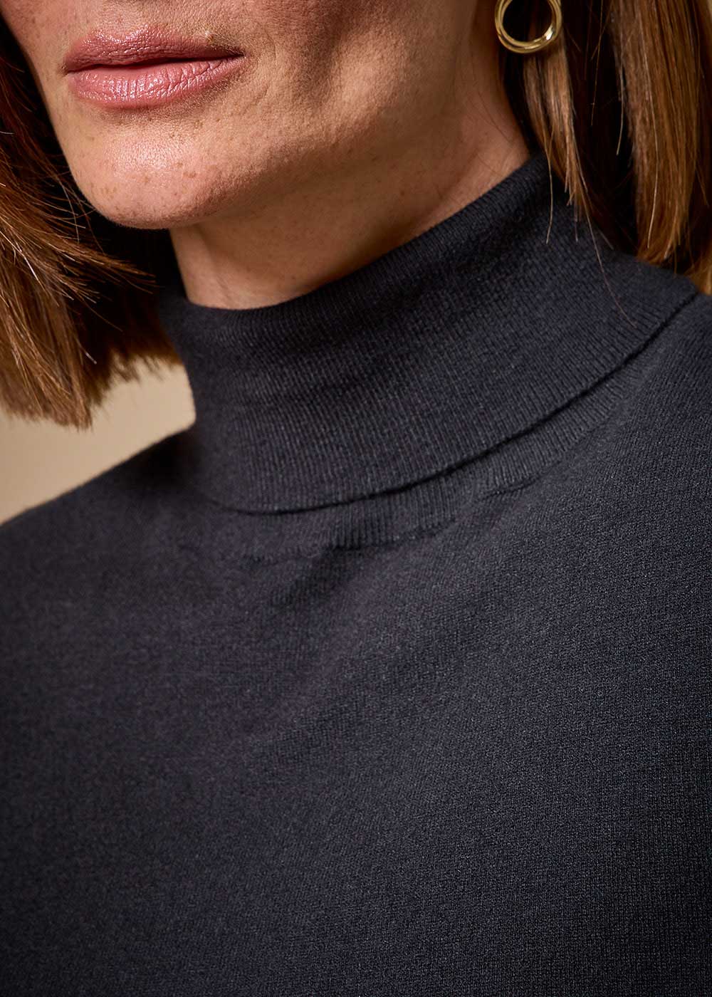 47.40.3701PTO BLUSA DE TRICOT LIGHT M/C GOLA ALTA