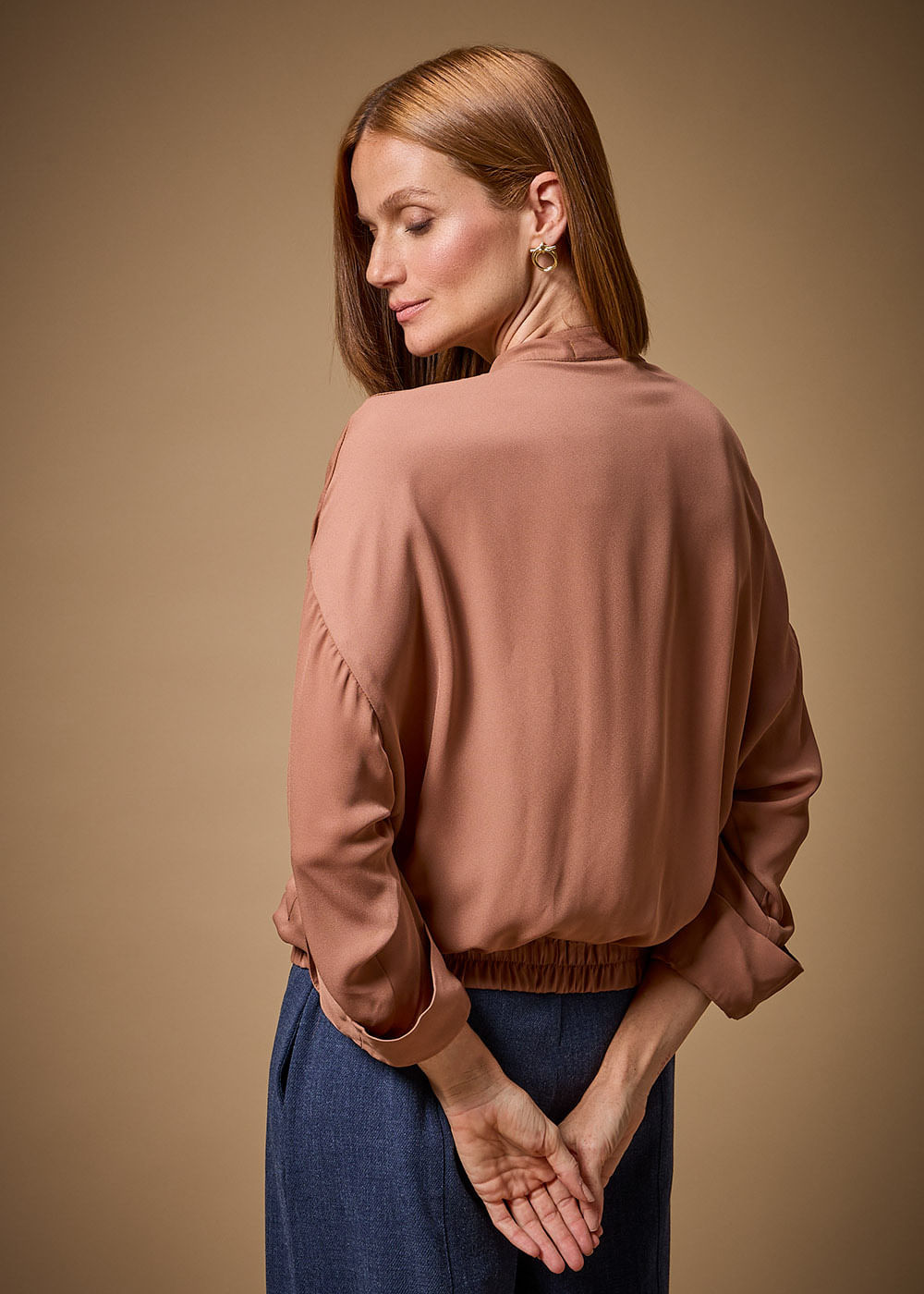 51.30.3704MSO JAQUETA CHIFFON DETALHADA