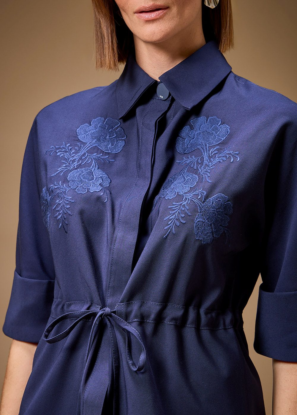 21.30.3702IKE PARKA MANGA 7/8 BORDADO - HIGHLINE