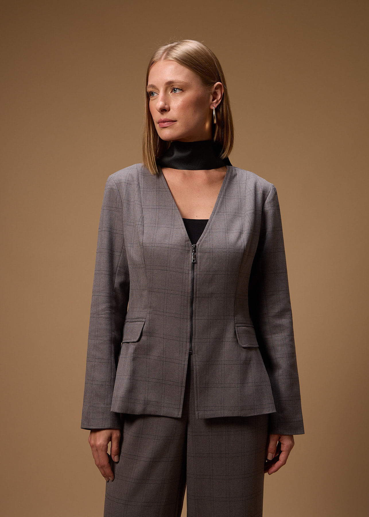 21.30.3714CIN BLAZER ZIPER FRONTAL XADREZ