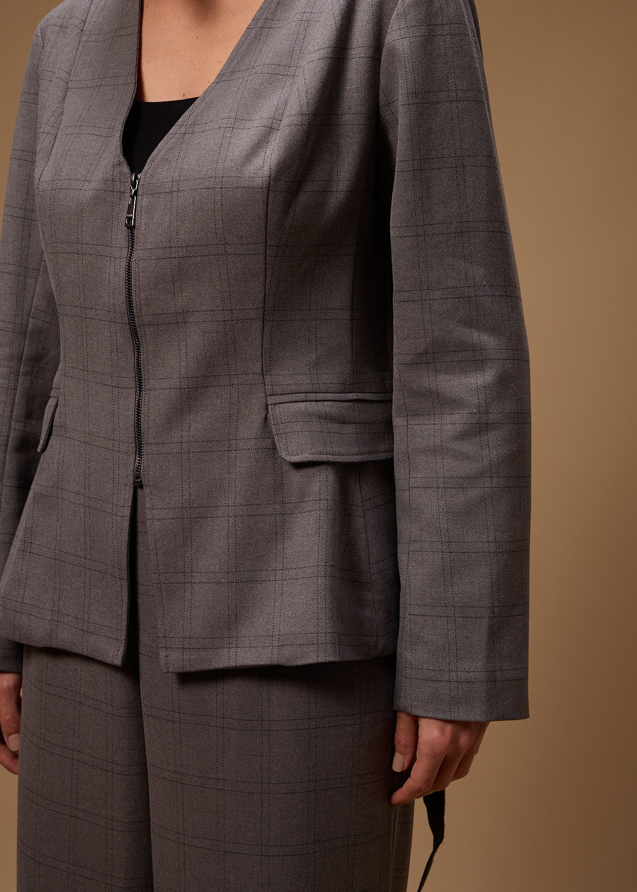 21.30.3714CIN BLAZER ZIPER FRONTAL XADREZ