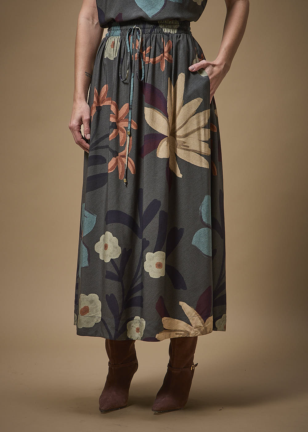 54.21.3705NOR SAIA MIDI ESTAMPA WABI